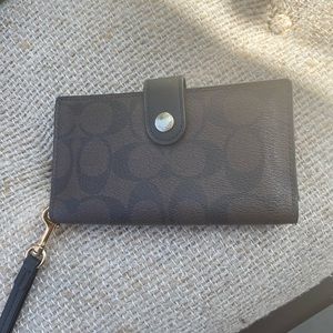 Coach wristlet